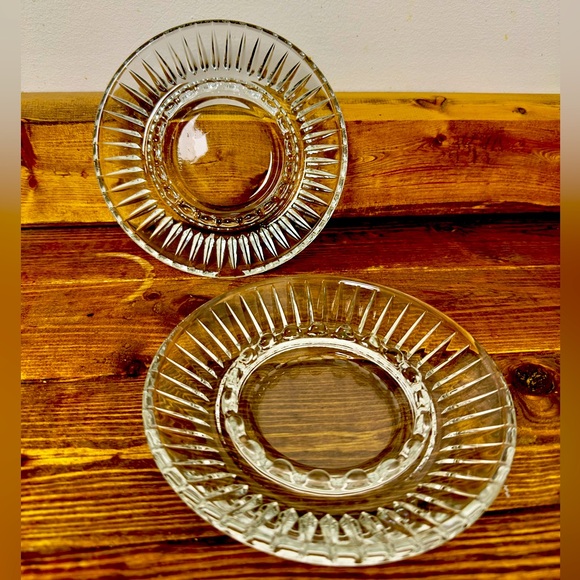 Set of (2) Vintage Mid Century Modern Classic‎ Round Clear GLASS ASHTRAY - Picture 1 of 7